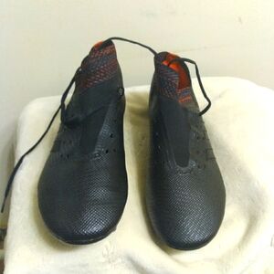 Mens ADIDAS Black Soccer Cleats Shoes Size 8 Very Very Clean